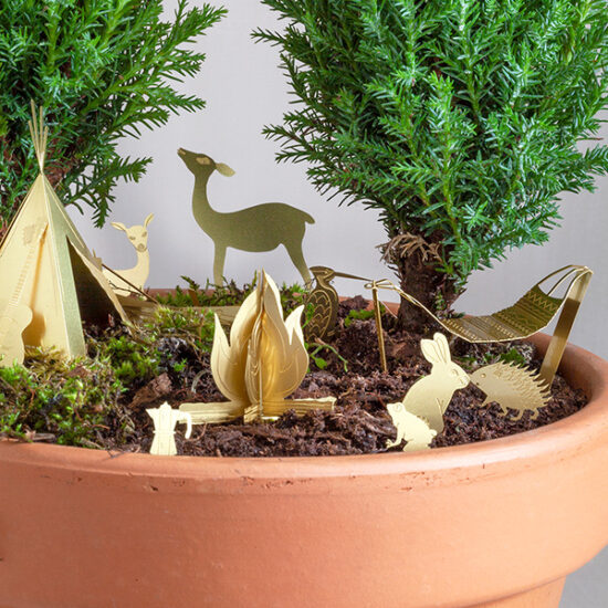 A tiny camping adventure in your plants, by Botanopia