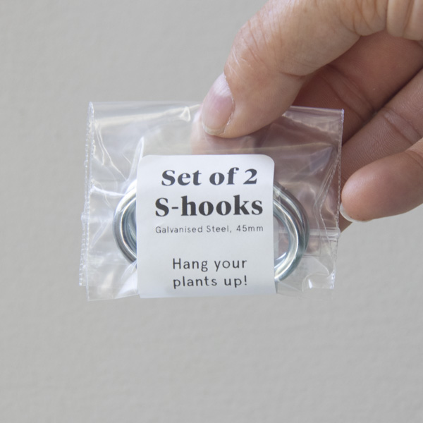 Set of 2 Steel S-hooks to hang up your plants