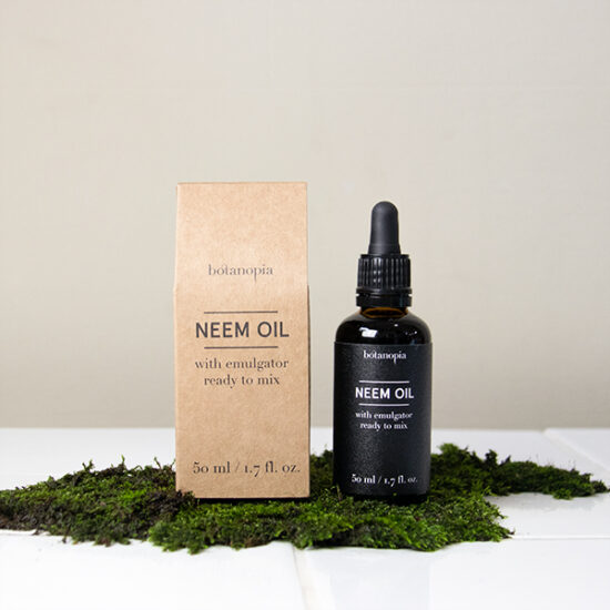 Botanopia Neem oil 50ml with moss