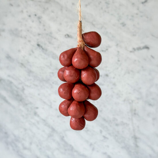 Grape soap_red_on marmer background_square_600x600_1