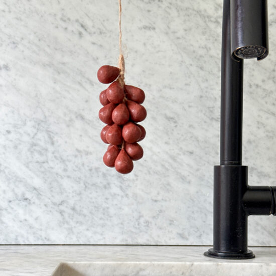 Grape soap_red_on marmer background_square_600x600_2